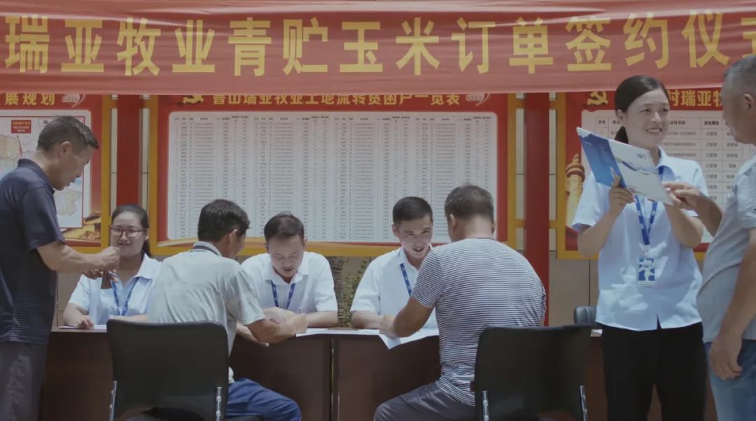 喜報(bào)|花花牛乳業(yè)集團(tuán)摘得兩項(xiàng)殊榮 喜報(bào)|花花牛乳業(yè)集團(tuán)摘得兩項(xiàng)殊榮