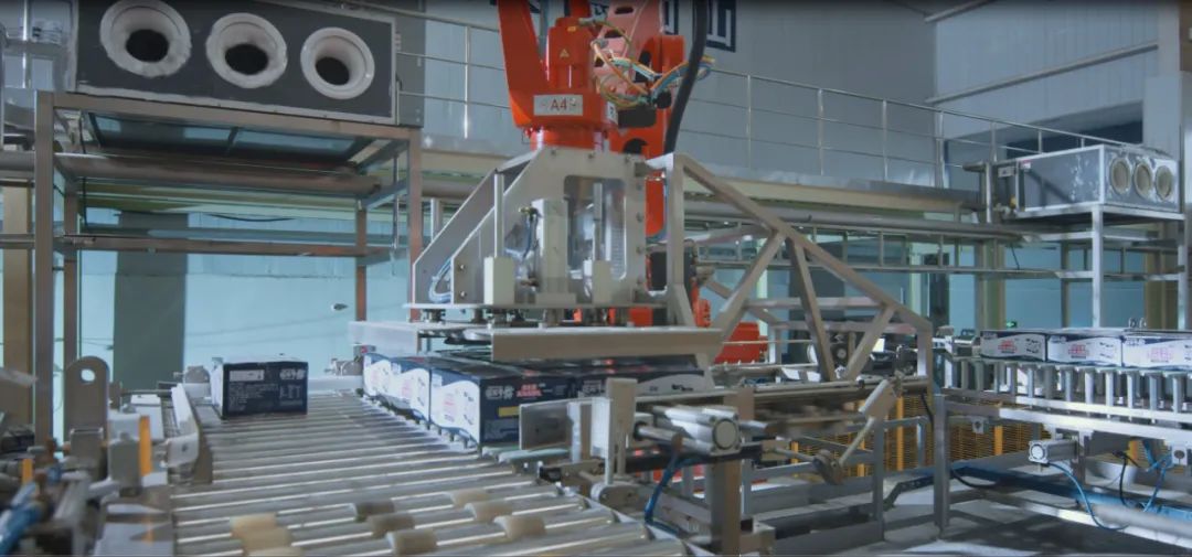 快訊丨河南省人民政府國有資產(chǎn)監(jiān)督管理委員會(huì)副主任劉銀志蒞臨花花牛乳業(yè)集團(tuán)參觀座談 快訊丨河南省人民政府國有資產(chǎn)監(jiān)督管理委員會(huì)副主任劉銀志蒞臨花花牛乳業(yè)集團(tuán)參觀座談