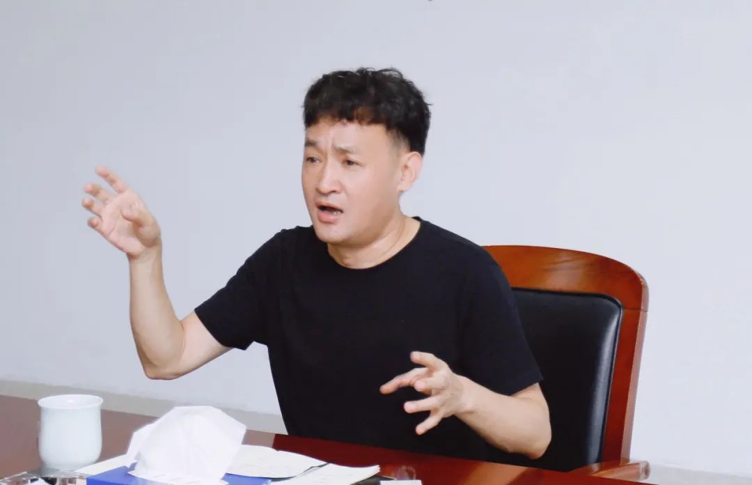 繼往開來 · 再創(chuàng)輝煌 | 花花牛乳業(yè)集團(tuán)召開9月營銷、養(yǎng)殖及飼料月度經(jīng)營工作會議