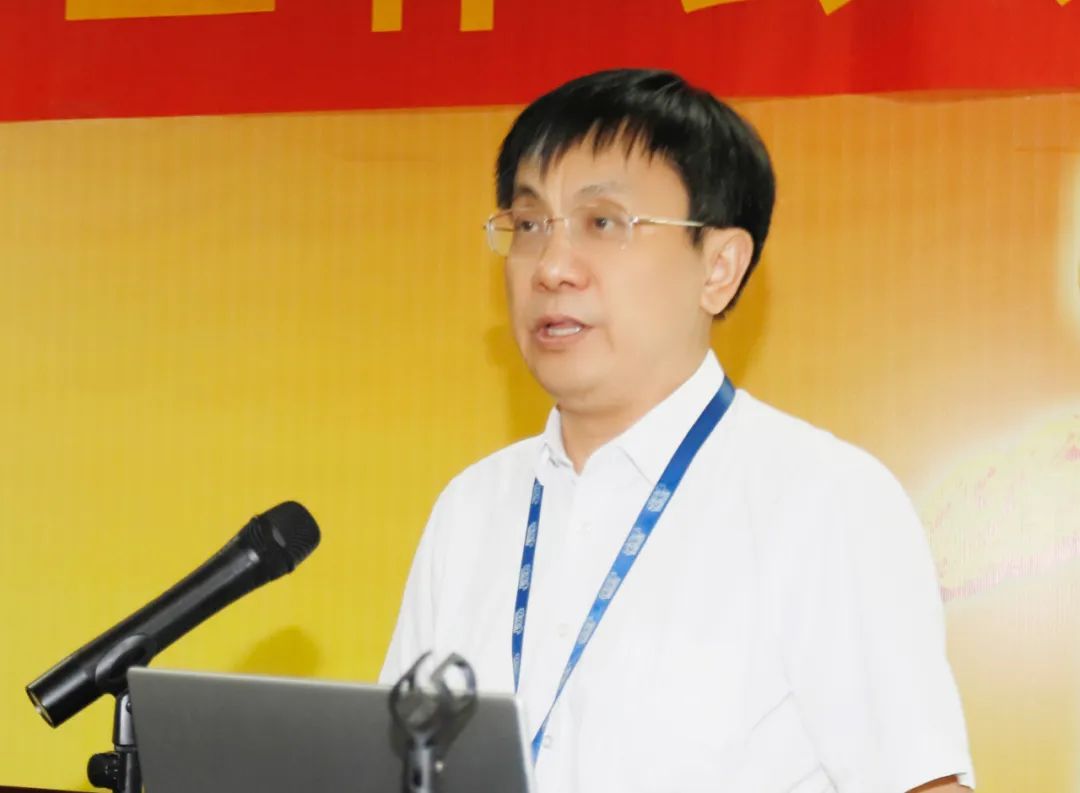 鼓足干勁·再創(chuàng)輝煌 | 花花牛乳業(yè)集團召開經(jīng)銷商座談會 鼓足干勁·再創(chuàng)輝煌 | 花花牛乳業(yè)集團召開經(jīng)銷商座談會