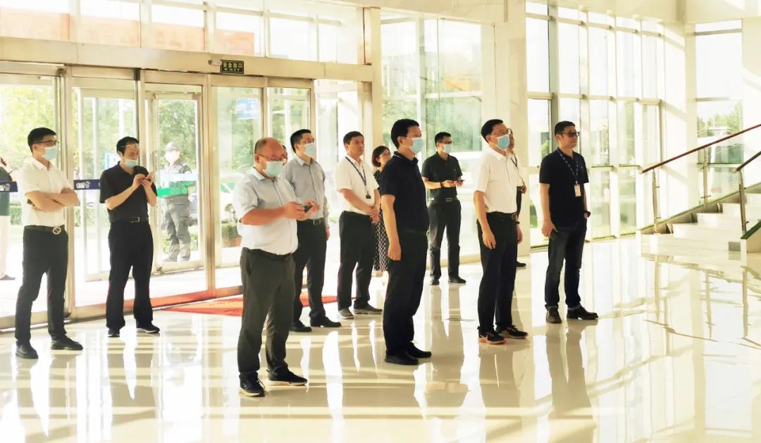 快訊 | 湖北省農(nóng)業(yè)廳副廳長王海濤等領導一行蒞臨河南花花牛乳業(yè)集團參觀調(diào)研 快訊 | 湖北省農(nóng)業(yè)廳副廳長王海濤等領導一行蒞臨河南花花牛乳業(yè)集團參觀調(diào)研