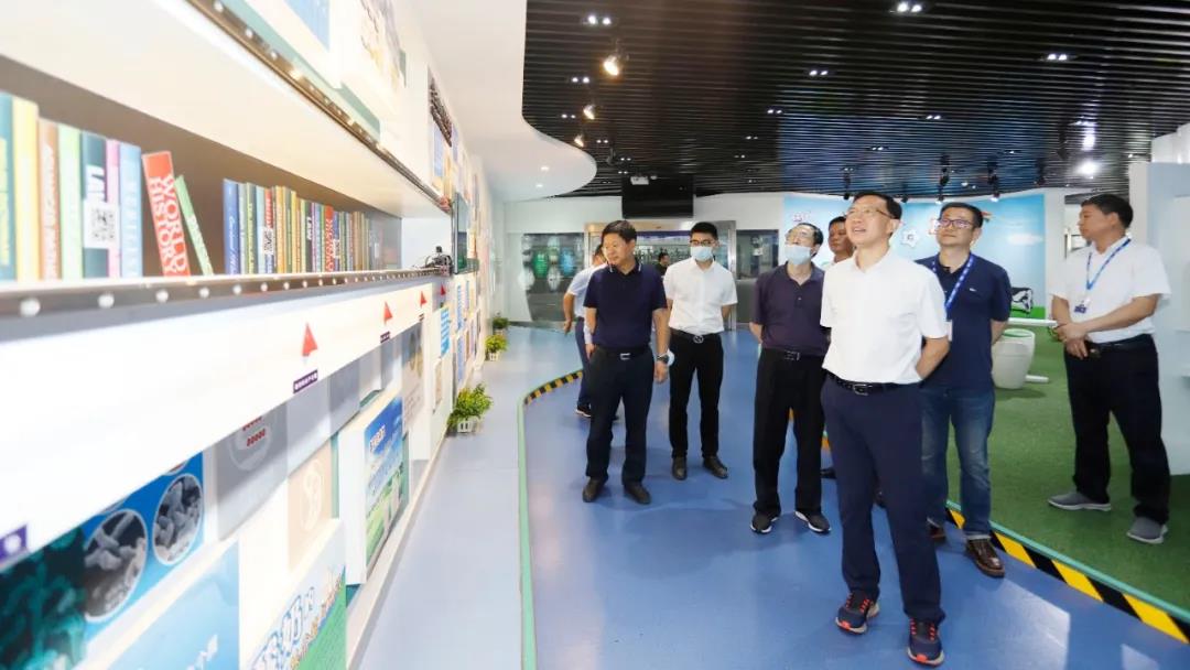 快訊 | 湖北省農(nóng)業(yè)廳副廳長王海濤等領導一行蒞臨河南花花牛乳業(yè)集團參觀調(diào)研 快訊 | 湖北省農(nóng)業(yè)廳副廳長王海濤等領導一行蒞臨河南花花牛乳業(yè)集團參觀調(diào)研