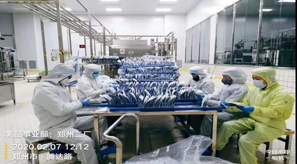 花花牛 | 疾風(fēng)來臨，你是不是勁草？