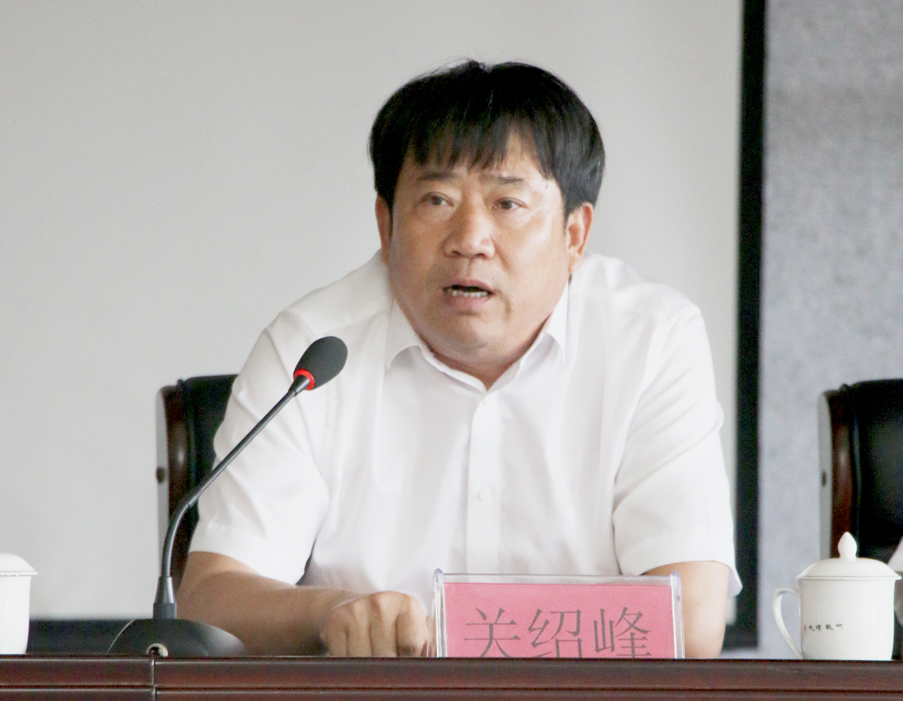 揚帆再起航 | 花花牛乳業(yè)集團養(yǎng)殖、飼料事業(yè)部2019上半年總結(jié)表彰暨下半年工作部署大會隆重召開