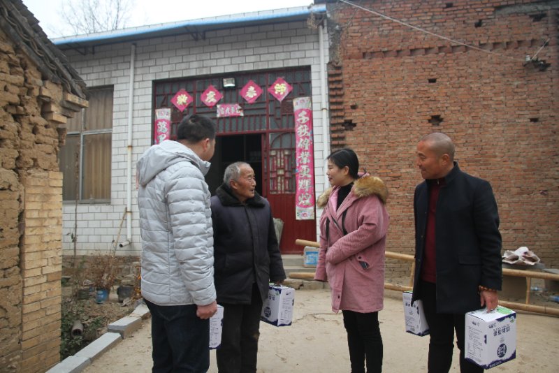 花花牛精準(zhǔn)扶貧暖冬公益行走進(jìn)登封市劉家溝 花花牛精準(zhǔn)扶貧暖冬公益行走進(jìn)登封市劉家溝